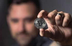 比特币向数字黄金的转型：第二个范式转变