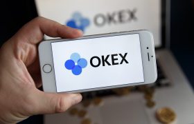 OKEX暂停提款币导致比特币和OKB代币价格暴跌