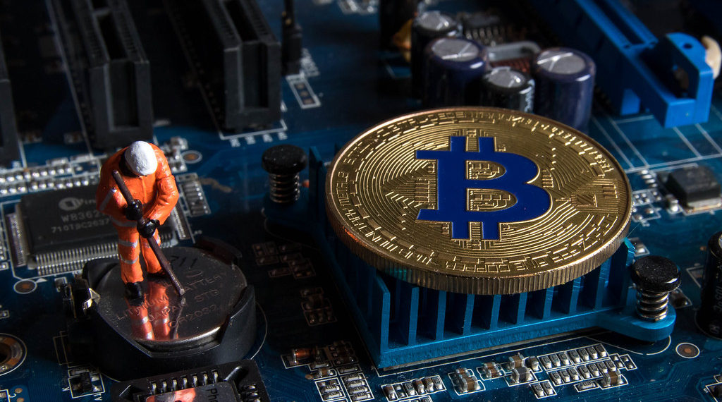 比特币挖矿约12个月才回本,2021年比特币挖矿真实成本要多少?