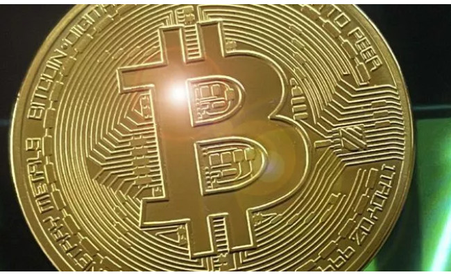 比特币价格开始反弹但对美元的影响相对微弱