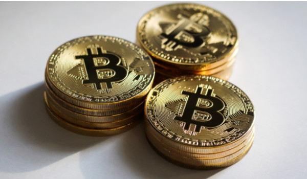 监管是广泛采用加密货币的关键:标准普尔全球评级